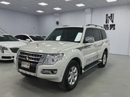 Mitsubishi Pajero 2020