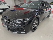 Volkswagen Passat 2022