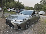Lexus ES 2025