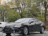 Lexus ES 2019
