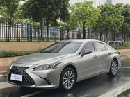 Lexus ES 2023