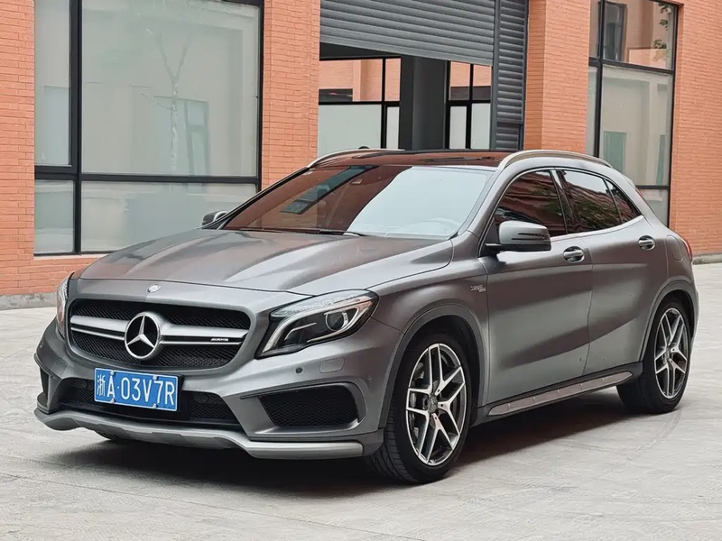 Mercedes-Benz GLA-Class