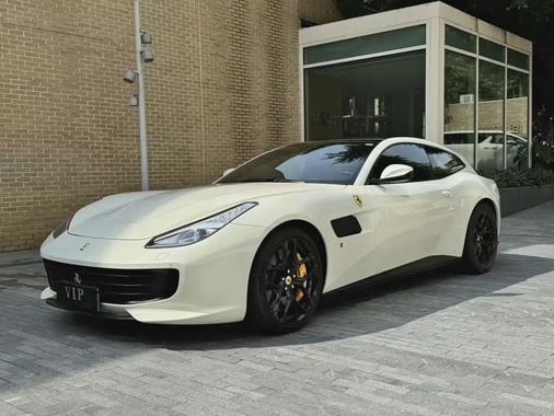 Ferrari GTC4Lusso 2018