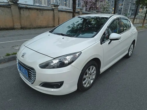 Peugeot 308 2016