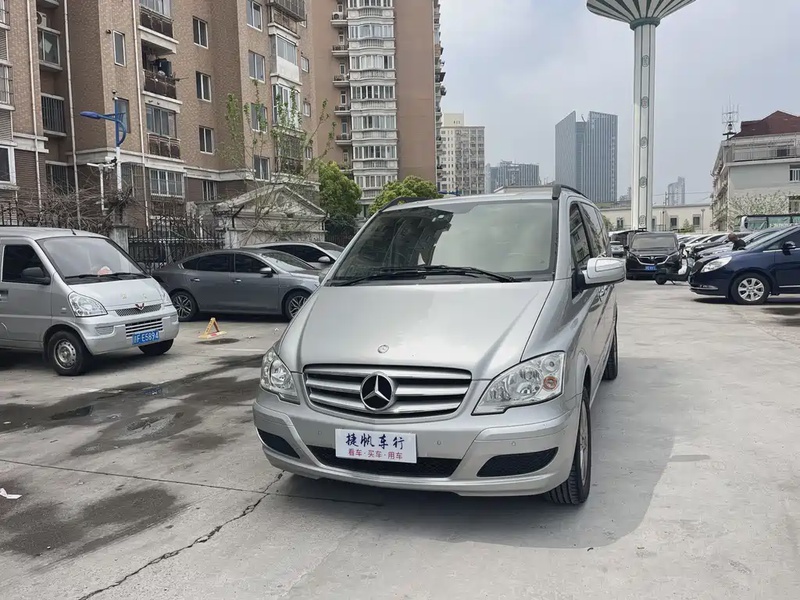 Mercedes-Benz Viano