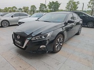 Nissan Teana 2022