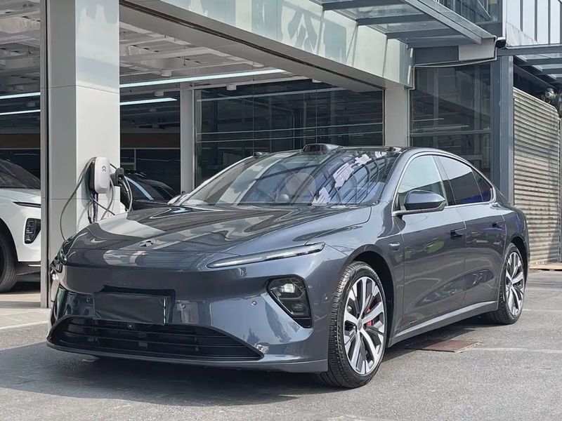 NIO ET7