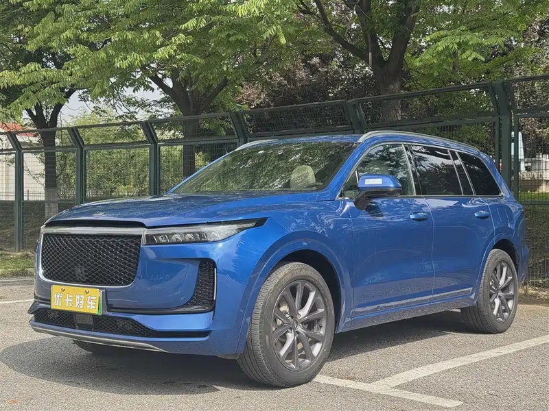 Li Auto ONE