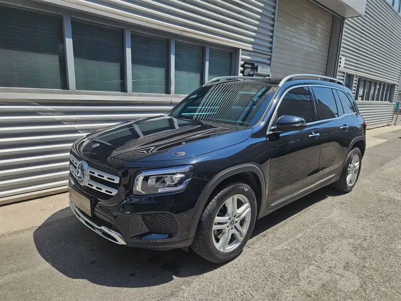 Mercedes-Benz GLB-Class