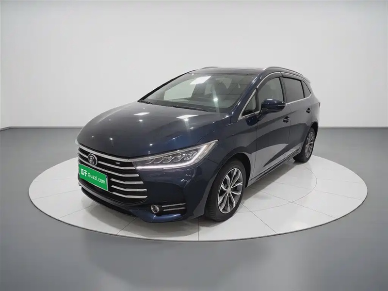BYD MAX