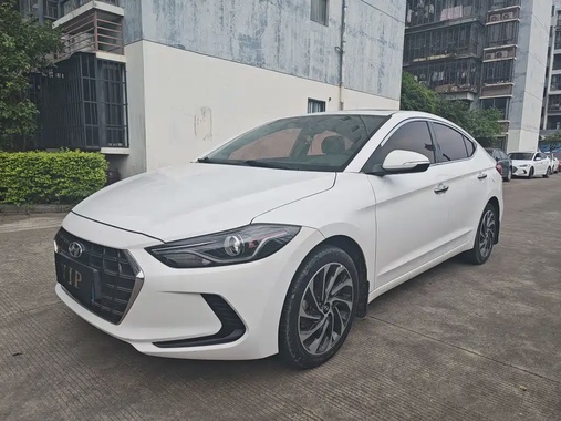 Hyundai Elantra 2020