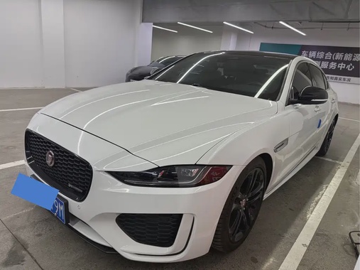 Jaguar XE 2022