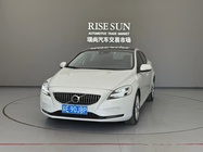 Volvo V40 2017