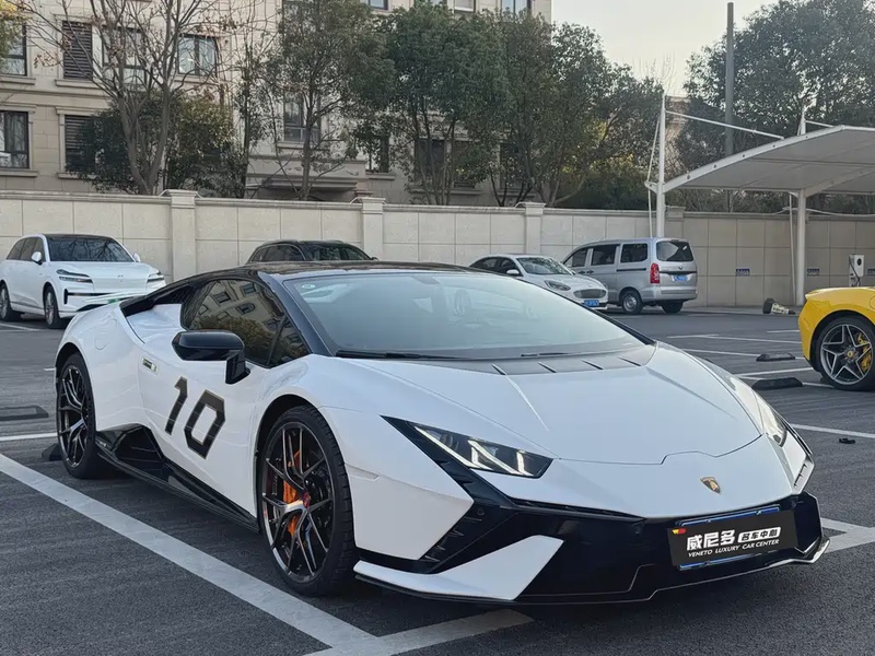 Lamborghini Huracan