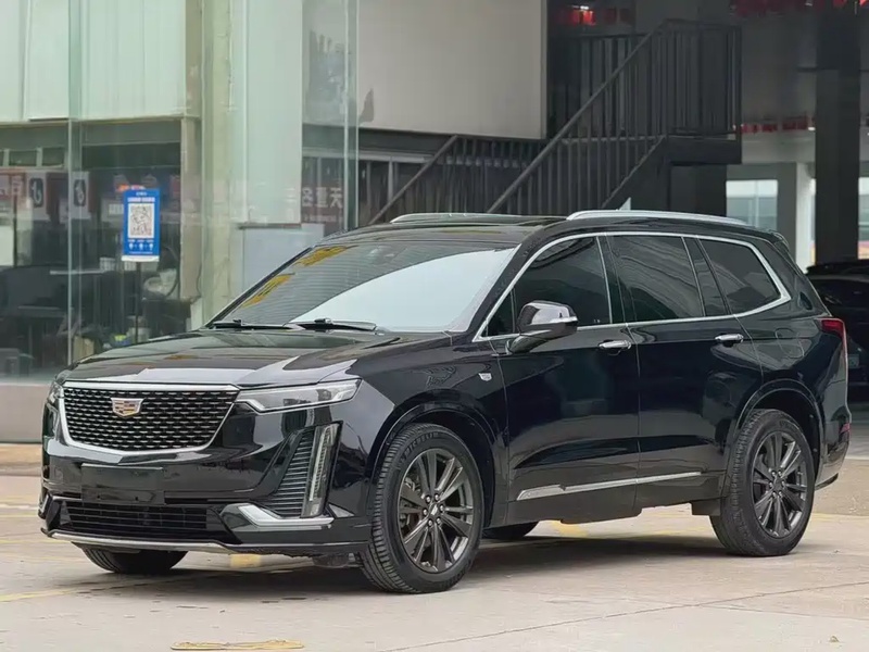 Cadillac XT6