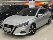 Nissan Teana 2022