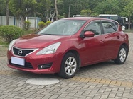 Nissan Tiida 2015