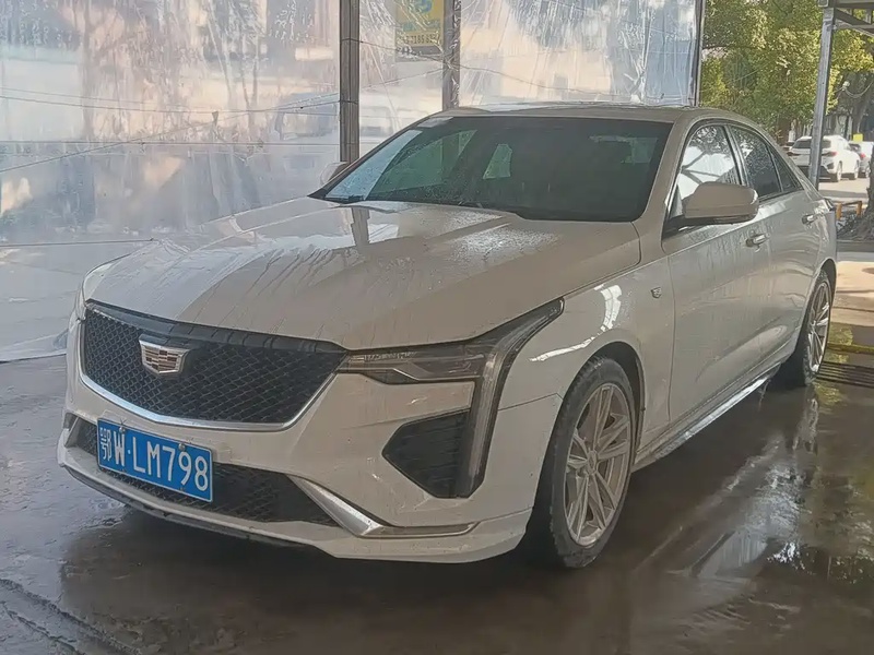 Cadillac CT4
