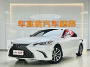 Lexus ES 2020