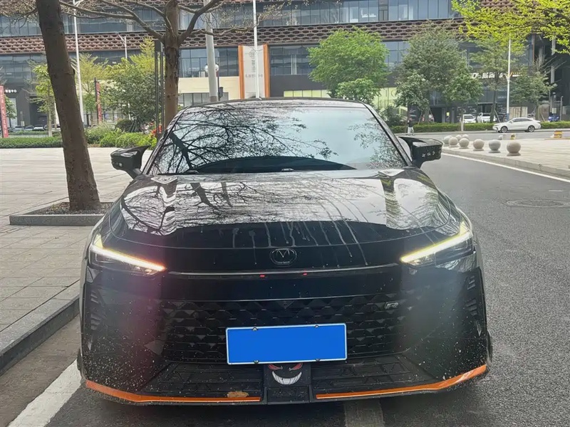 Changan UNI-V