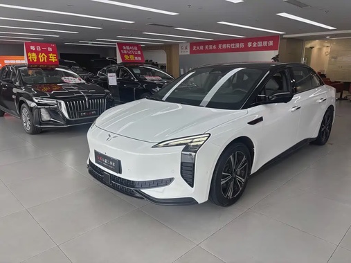 Hongqi EH7 2024