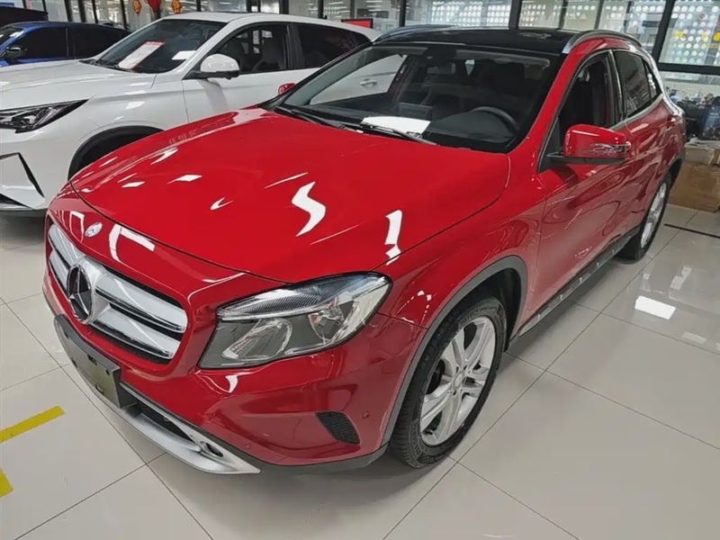 Mercedes-Benz GLA-Class