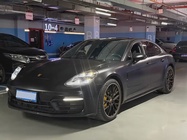 Porsche Panamera 2021