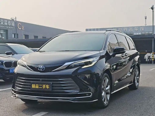 Toyota Sienna 2024