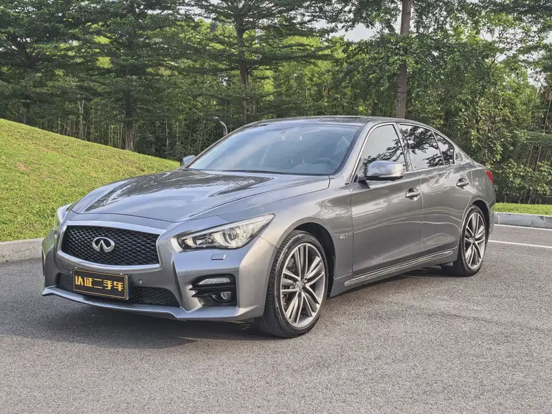 Infiniti Q50