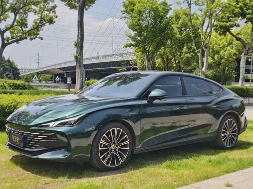 MG MG7 2023