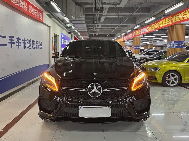 Mercedes-Benz GLE-Class