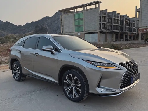 Lexus RX 2021