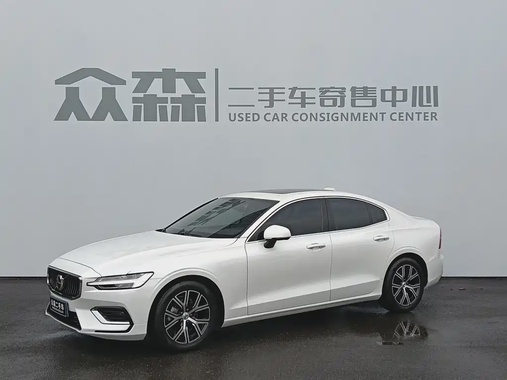 Volvo S60 2025