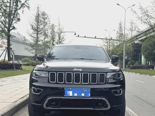 Jeep Grand Cherokee 2021