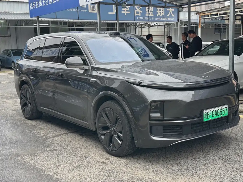 Li Auto L9
