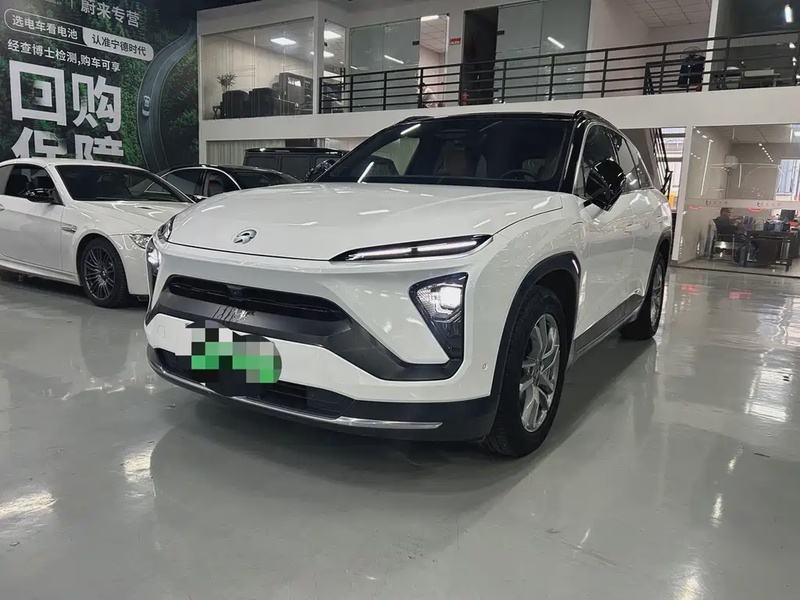 NIO ES6