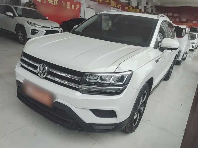 Volkswagen Tharu