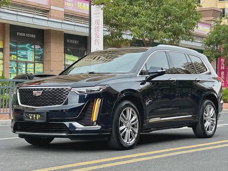 Cadillac XT6