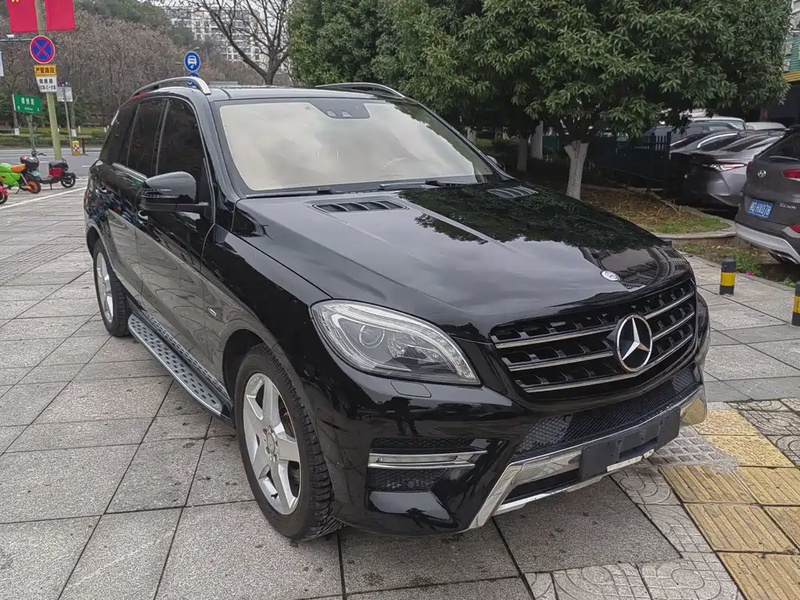 Mercedes-Benz M-Class