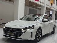 Nissan Teana 2023