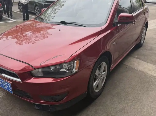 Mitsubishi Lancer EX 2011