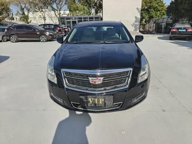 Cadillac XTS