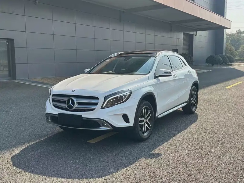 Mercedes-Benz GLA-Class