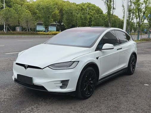 Tesla Model X 2018