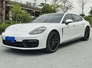 Porsche Panamera 2022