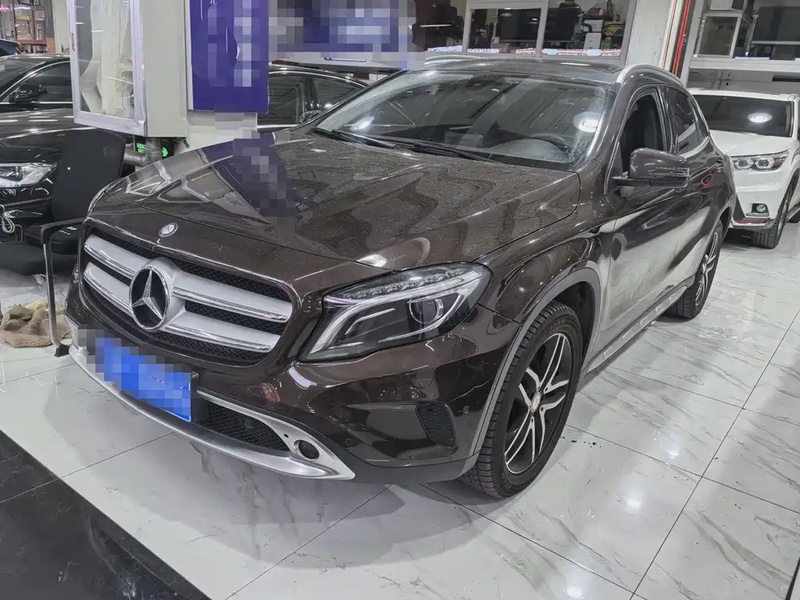 Mercedes-Benz GLA-Class