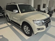 Mitsubishi Pajero 2020