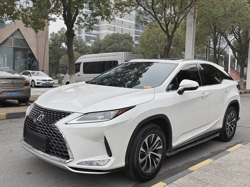 Lexus RX 2020