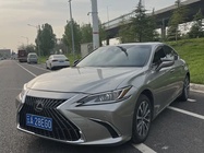 Lexus ES 2024