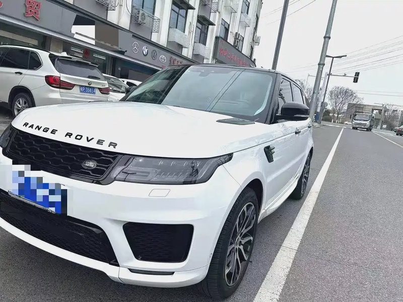 Land Rover Sport